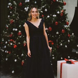 Meet your Posher, Claudia